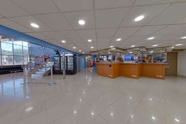 هتل Rodeway Inn & Suites Fort Lauderdale Airport & Cruise Port