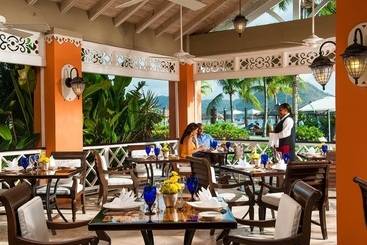 هتل Sandals Grande St. Lucian Spa And Beach All Inclusive Resort   Couples Only