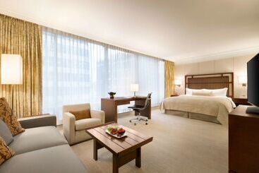 هتل Shangrila Vancouver