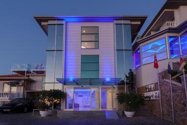 هتل Sunny Hill Alya