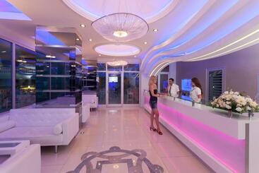 هتل Sunny Hill Alya