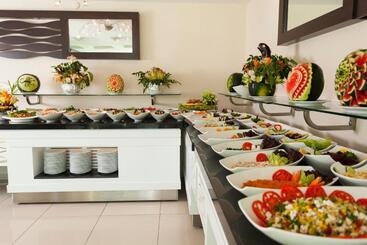هتل Sunny Hill Alya