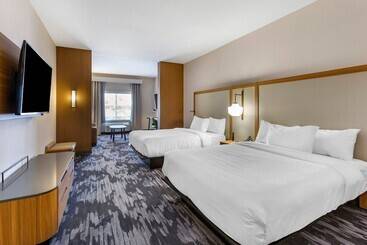 هتل Fairfield By Marriott Inn & Suites Sandusky