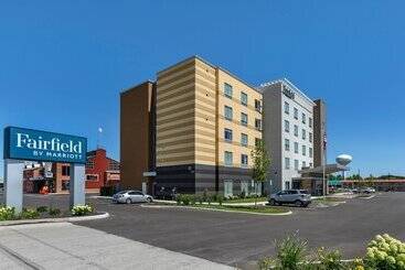 هتل Fairfield By Marriott Inn & Suites Sandusky