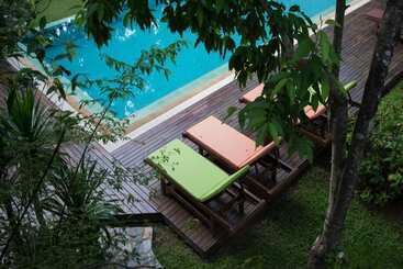 Отель Taladya Chiang Mai Homestay