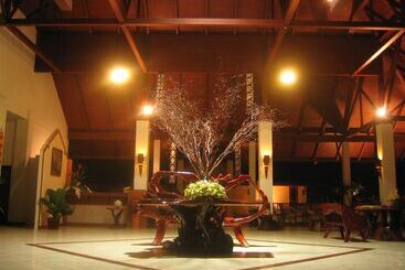 هتل Teak Garden Resort, Chiang Rai