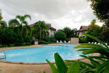 هتل Teak Garden Resort, Chiang Rai