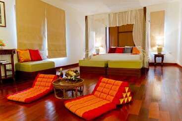 هتل Teak Garden Resort, Chiang Rai