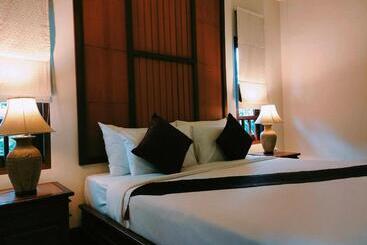 هتل Teak Garden Resort, Chiang Rai