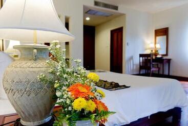 هتل Teak Garden Resort, Chiang Rai