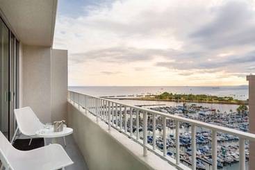هتل Hilton Vacation Club The Modern Honolulu