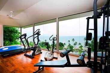 هتل The Sunset Beach Resort & Spa Taling Ngam