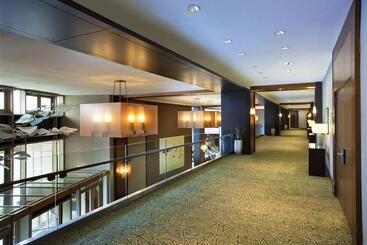 هتل The Westin Jersey City Newport