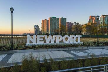 هتل The Westin Jersey City Newport