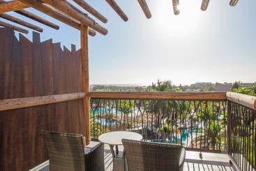 Lopesan Baobab Resort