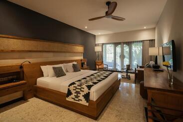 Sadara Resort