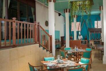 Sadara Resort