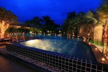 Siam Society Hotel & Resort