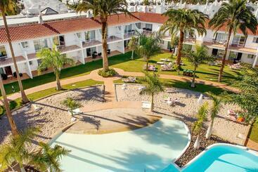 Sunprime Atlantic View Suite & Spa