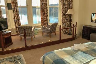 Western Isles Hotel
