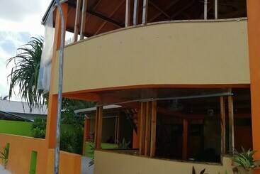 هتل Muli Inn Surf View Maldives