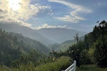 هتل Starlight Chalet