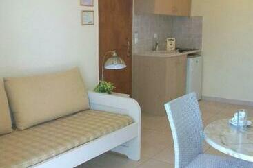 Porto View Suites And Apartments - Porto Heli
