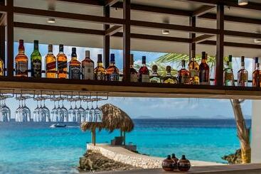 هتل Delfins Beach Resort Bonaire, Tapestry Collection By Hilton