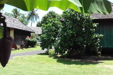 هتل Fare Club   Moorea