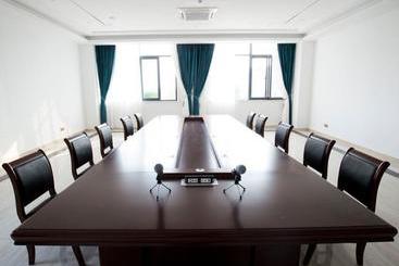 هتل Greentree Inn Changzhou International Airport