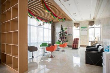 هتل Greentree Inn Hefei Huaxia International Chabocheng Branch