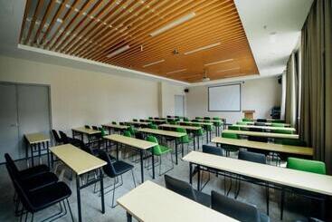 هتل Greentree Inn Taizhou Xinghua City Zhouzhuang Town