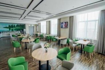 هتل Greentree Inn Taizhou Xinghua City Zhouzhuang Town