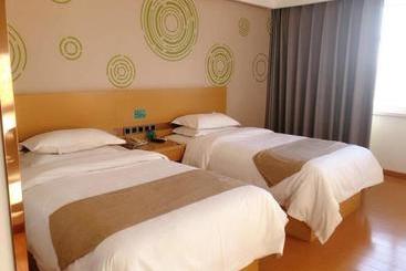 هتل Greentree Inn Wulanchabu High Speed Railway Station Huaiyuan South Road Express
