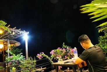 هتل Phong Nha Coco House