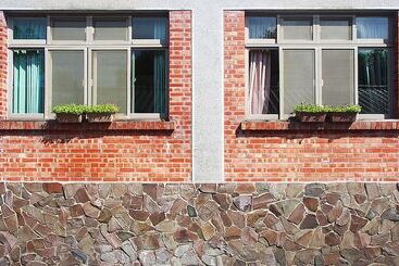 هتل Red Brick Villas