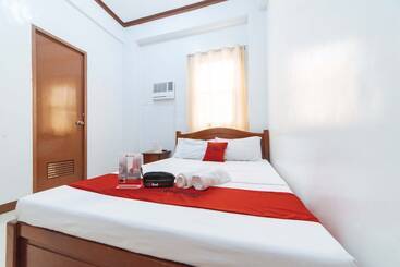 هتل Reddoorz @ D Maagma Street