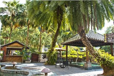 هتل Sunrise Hot Spring