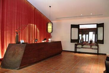 هتل The One Nanyuan