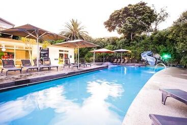 هتل Tasman Holiday Parks Waihi Beach