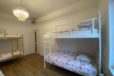 هاستل Rooms Miklošičeva