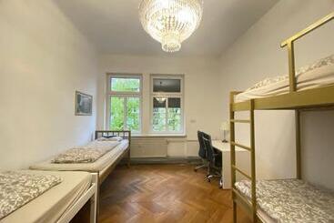 هاستل Rooms Miklošičeva