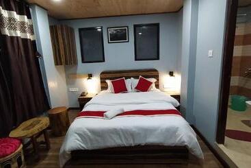 فندق صغير Svr Inn