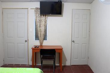 هتل Casa Central De Santa Ana