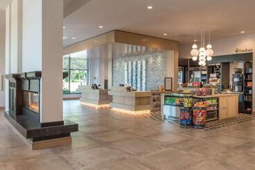 Hotel Hilton Garden Inn Boston Canton