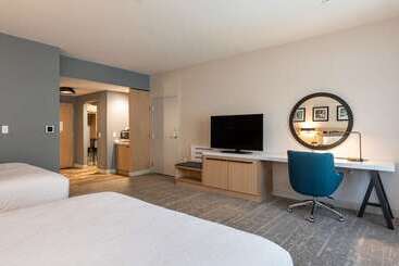 Hotel Hilton Garden Inn Boston Canton