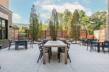 Hotel Hilton Garden Inn Boston Canton