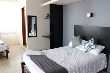 هتل Las Brisas