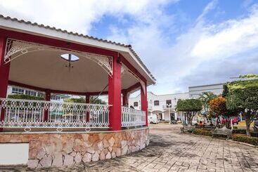 هتل Las Brisas