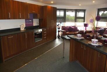 پانسیون Comfortable Ensuite Rooms, Plymouth   Hostel